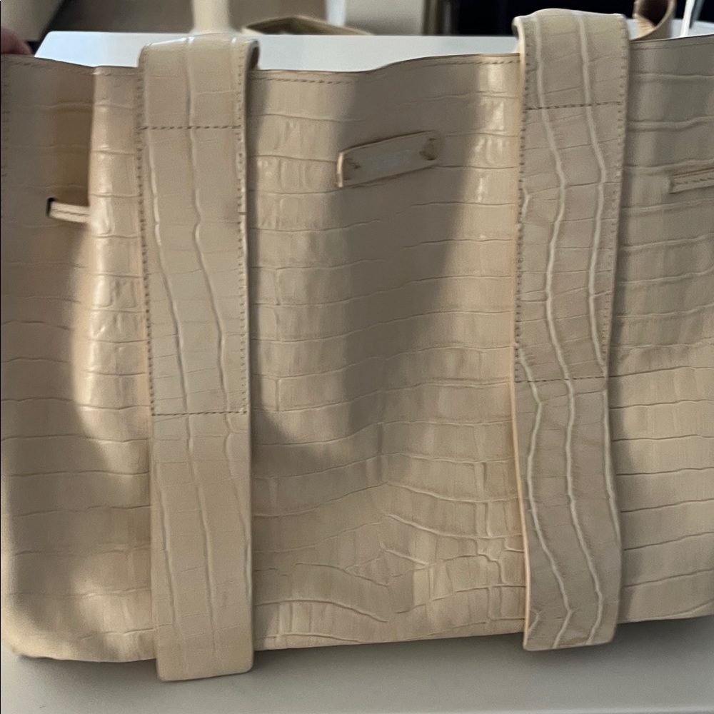 Schulz Cream Croc-Embossed Tote Bag 
Excellent Condition dust bag included